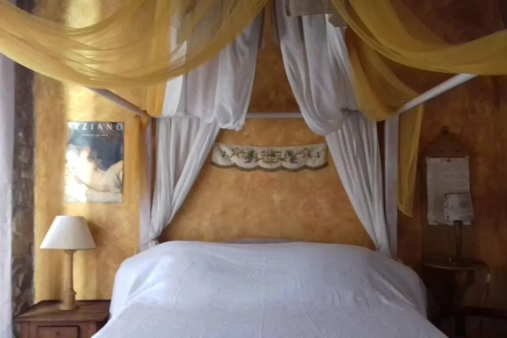 Luca House Apartment Montalbo Italy