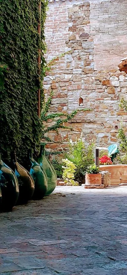 Luca House Apartment Montalbo 0*,